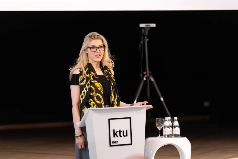 Prof. Dr Agnė Paulauskaitė-Tarasevičienė